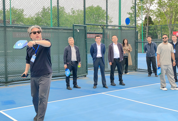 동잉시 경제개발구 피클볼 타운에서 피클볼 경기를 하고 있다.  China Media Group 국제재선 포토