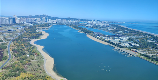 일조시 완핑커우 해변. 인천뉴스