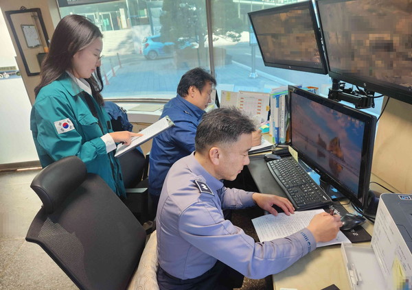 공공근로자 대상 ‘직무스트레스 요인조사’를 실시하고 있다. 강화군 포토