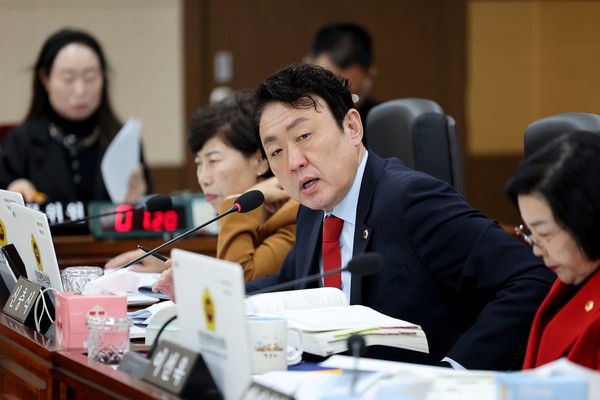 신충식 의원. 시의회 포토