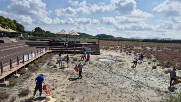 해양쓰레기 정화사업. 인천뉴스DB