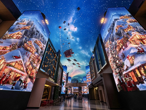 인스파이어리조트 미디어아트쇼(산타빌리지). 출처 인스파이어리조트