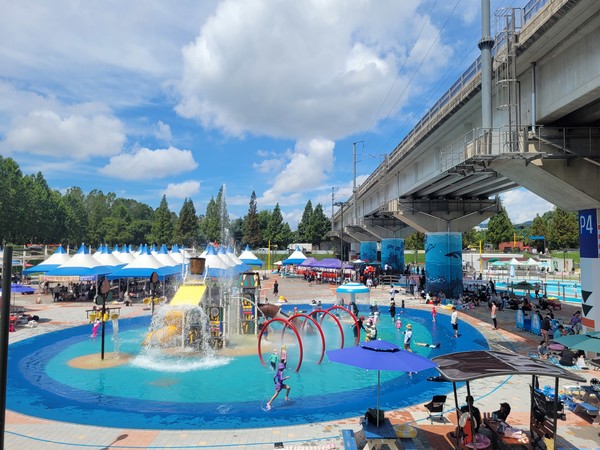  적극 행정 우수사례 남동물빛놀이터. 남동구 포토