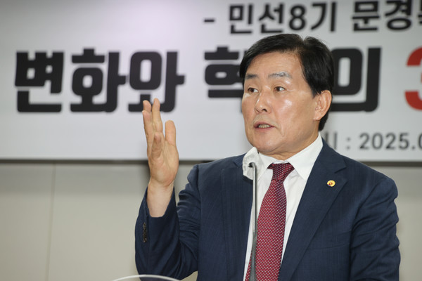 문경복 옹진군수. 옹진군 포토