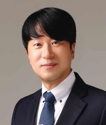 인하대학교 이기안 신소재공학과 교수. 인하대 포토