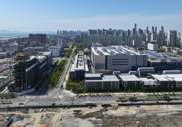 송도국제도시에서 공사 중인 싸토리우스코리아와 삼성바이오로직스 공장 일원. 인천뉴스DB