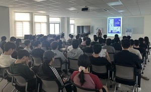 폴리텍-인천북부고용노동센터, 2025 청년취업 컨설팅의 날 '뿌리 수요 D... - 뉴스 썸네일 이미지