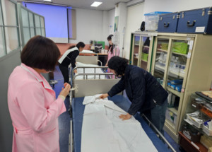 인천경총 중장년내일센터, 병동 보조원 및 호텔객실 종사원 직무교육 성... - 뉴스 썸네일 이미지